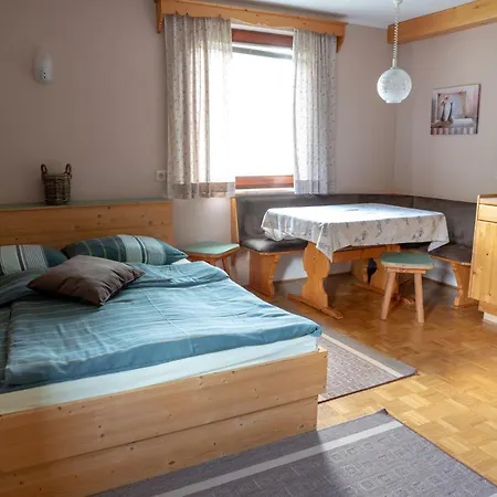 Maja By The River Apartment