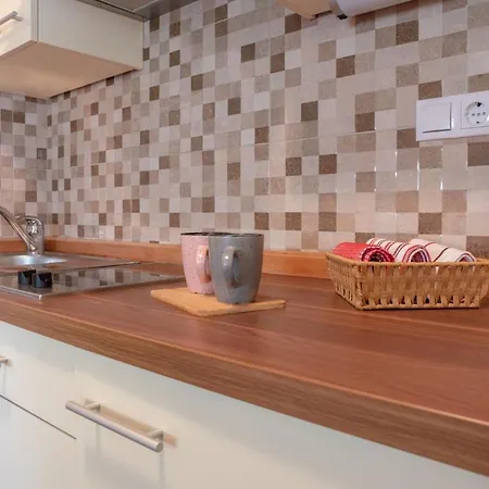 Maja By The River Lejlighed *