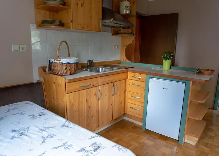 Maja By The River 公寓