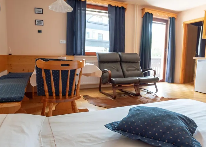 公寓 Maja By The River *