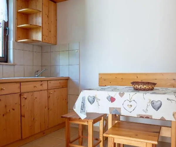 Maja By The River * 博希尼